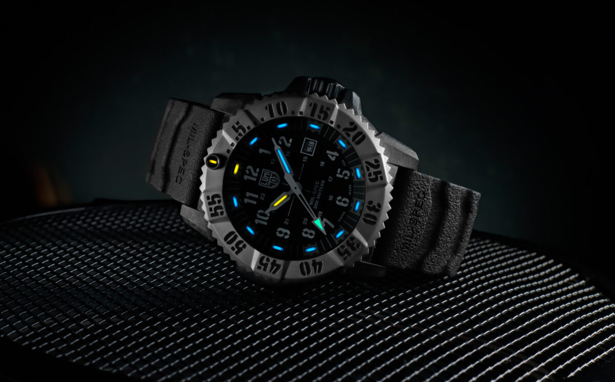 Luminox-Mil-Spec-3350-Dive-